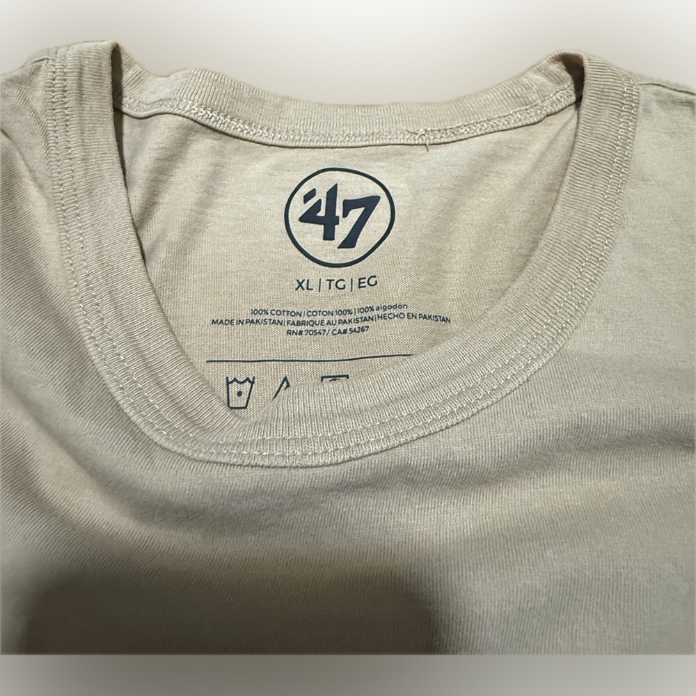 ‘47 Brand Light Tan New York Yankees T-Shirt - Picture 4 of 7